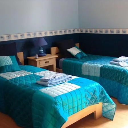 Maison De Charme Avec Terrain - 4 Chambres, Terrasse Et Salon Confort - Pays De Jeanne D'arc - Fr-1-585-130 Bed & Breakfast *