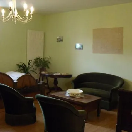 Bed & Breakfast Maison De Charme Avec Terrain - 4 Chambres, Terrasse Et Salon Confort - Pays De Jeanne D'arc - Fr-1-585-130